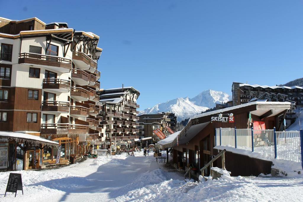 Appartement La Tania 2 Pieces Garage Dans Chalet Pied Pistes ภายนอก รูปภาพ